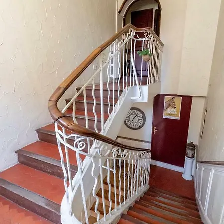 Le Flore 2* Фрежюс