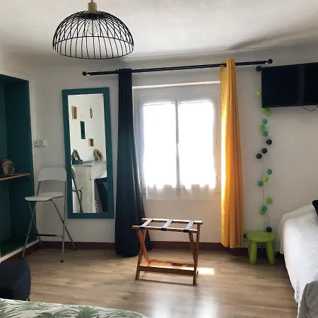 Le Flore Hotel